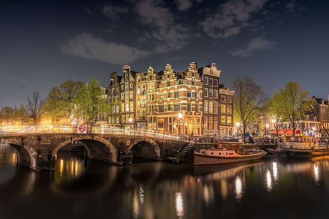 Zoek jij een knus plekje in Amsterdam?